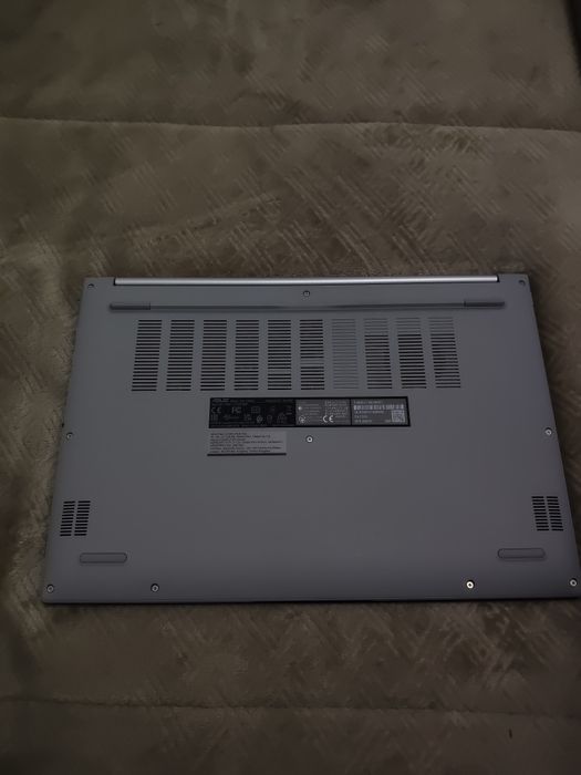 Asus VivoBook i7 1TB