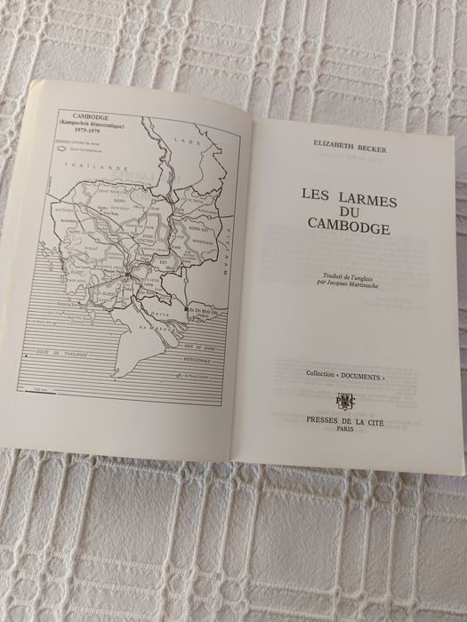 Livro"lês larmes du Cambodje.Elizabeth Becker 1988.