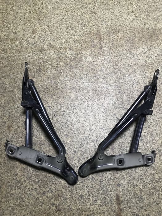 Петли задние Fird Mondeo MK4 хетчбек