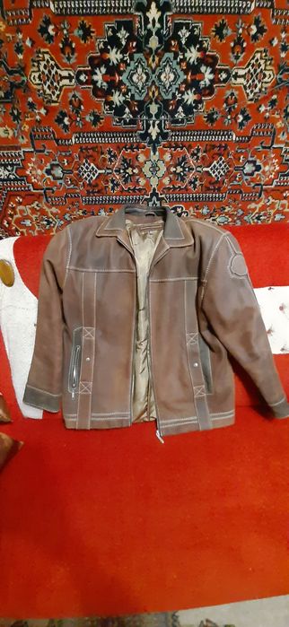 Продам курточку мужскую