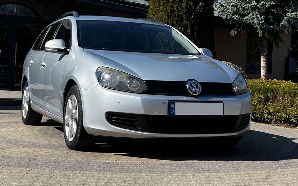 Автомобіль Volkswagen golf 6 Variant 1,6 TDI 2011