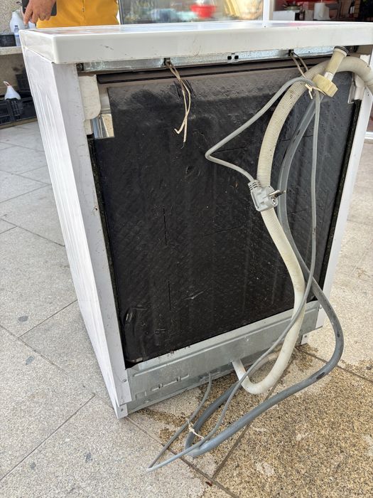 Maquina de lavar nova