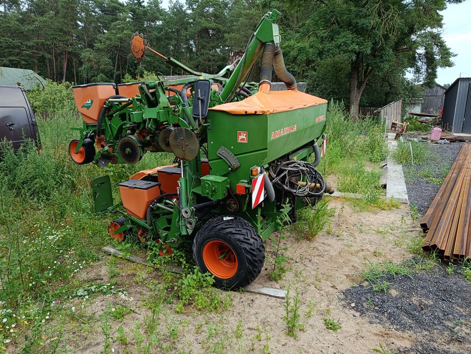 Siewnik Talerzowy  Do Kukurydzy Amazone Ed 602