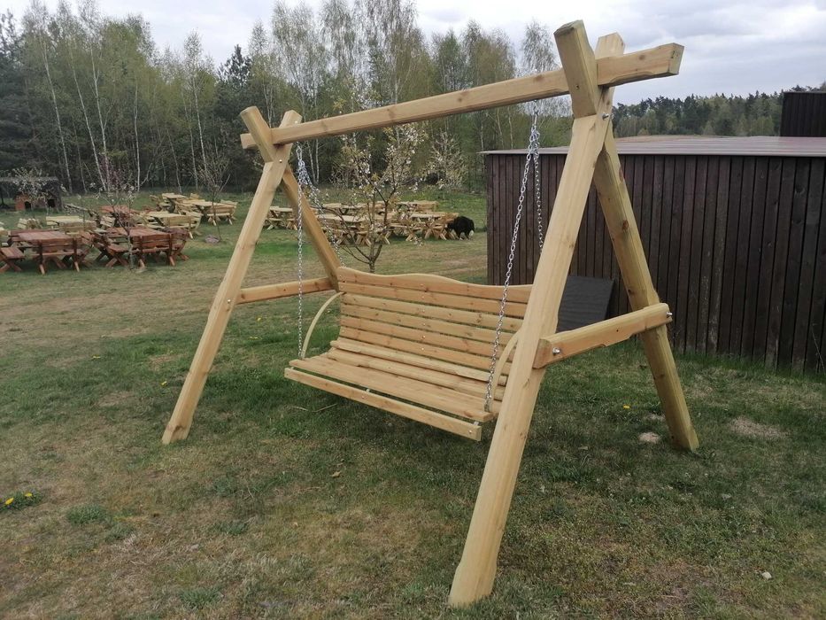 Huśtawka ogrodowa, bujawka