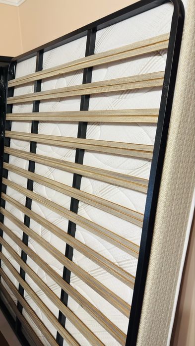 Colchão  200 x 150 Pikolin Bultex e estrado