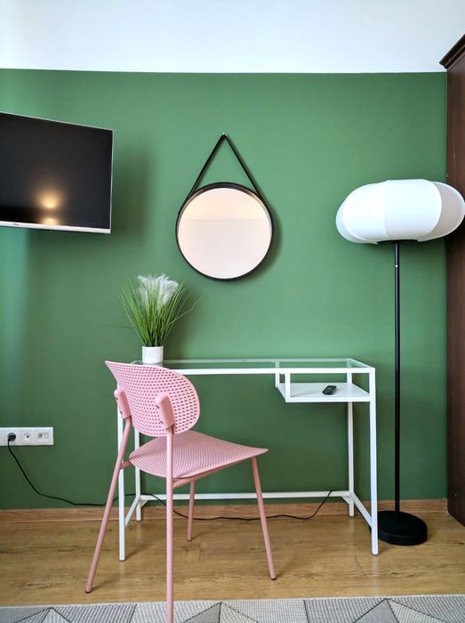 1 к. вартира в новобудові для 3-4 осіб біля МЦ " Янголятко"