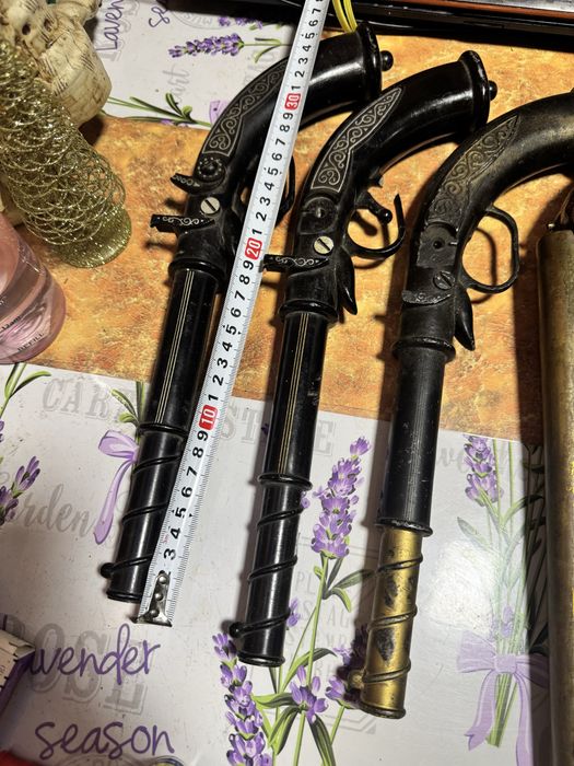 Писталеты сувенирные для дуэлей