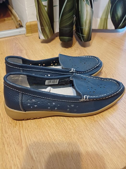 Nowe mokasyny granatowe 39