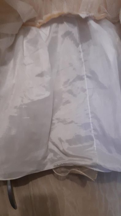 Нарядные платья для девочки 1-4 года