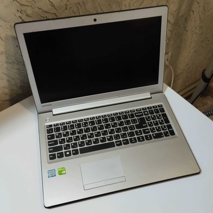 Ноутбук Lenovo 510-15IS | видео 2гб |Core i5 | 8/240 SSD| батарея 2час