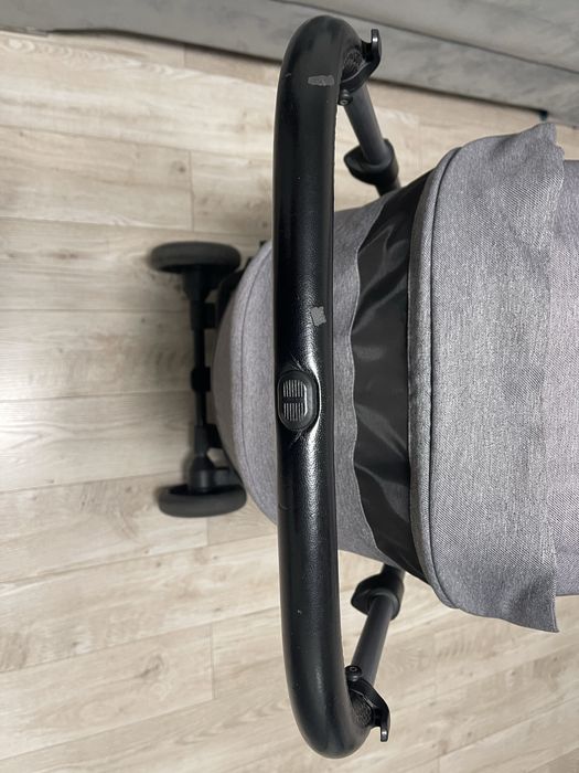 Універсальна коляска 2 в 1 Easy Walker MINI