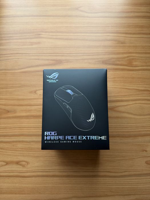 Ігрова миша ASUS ROG Harpe Ace Extreme Black (90MP03U0-BMUA00)