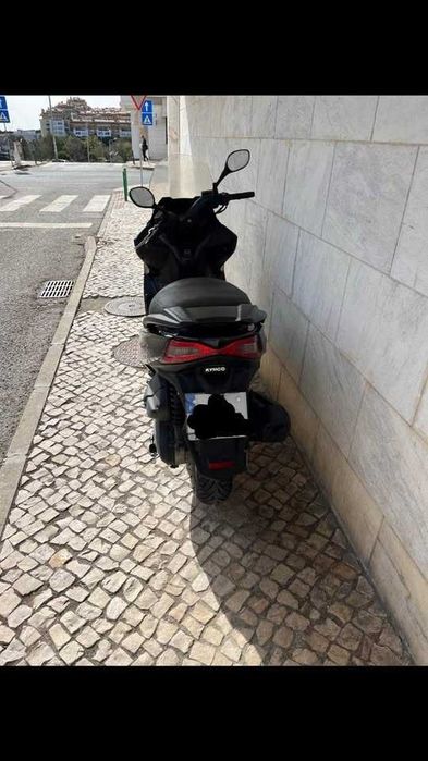 Vendo uma 125cc KYMCO GRAND DINK 125