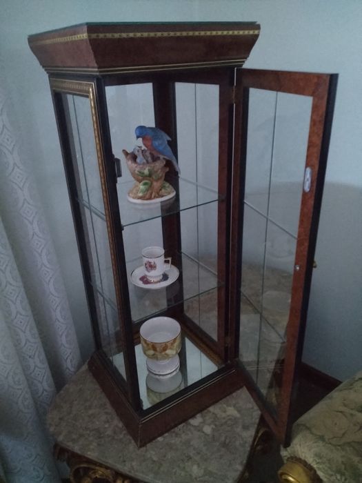 Vitrine Expositora com Tampo Espelhado