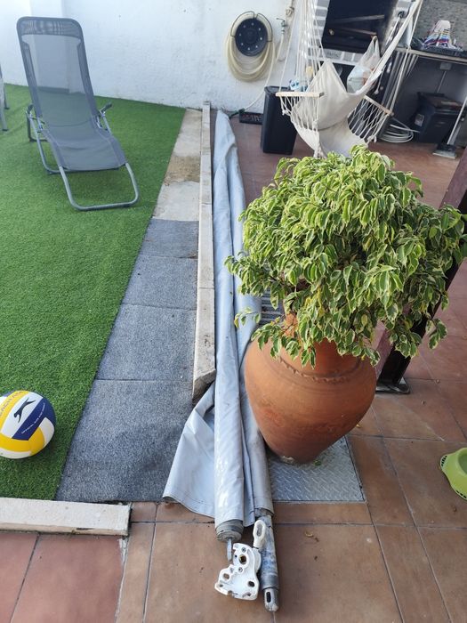 Toldo Vertical cinzento