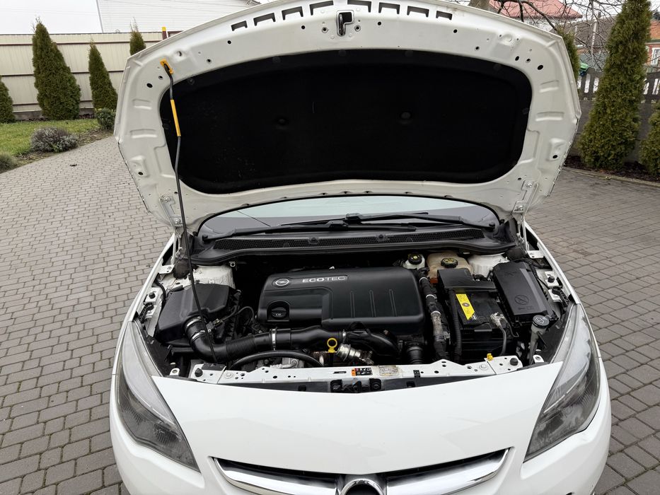 Продам Opel Astra Sports Tourer 1.7 cdti