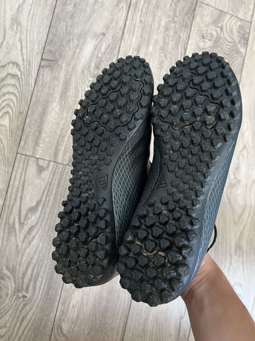 Продам сороконіжки Adidas