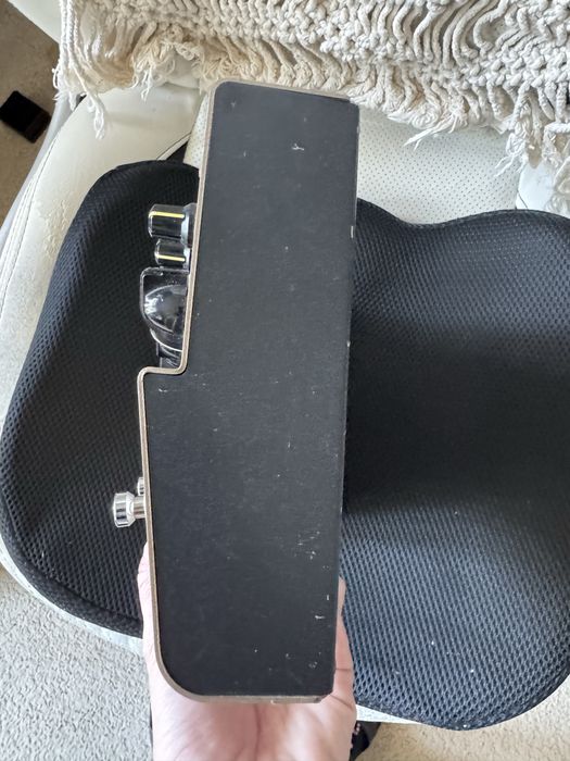 Yamaha Ag Stomp preamp do gitary akustycznej