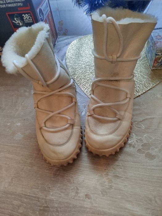 Неймовірні угг зимові фірма Vitto Rossi