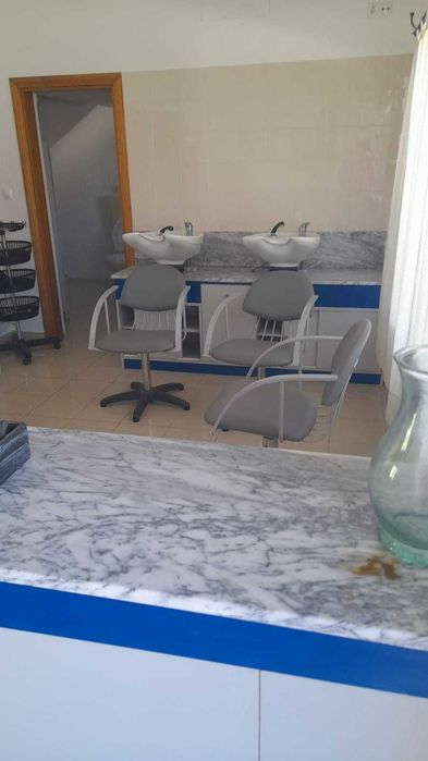 Cabeleireiro/Barbeiro Profissional - Equipamento Completo