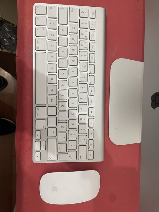 iMac 2013 21.5” teclado rato apple