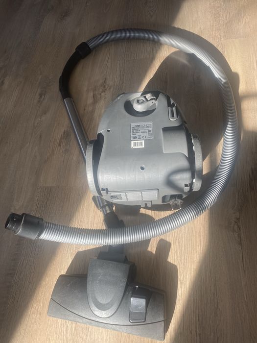 Пилосос Clatronic ECO