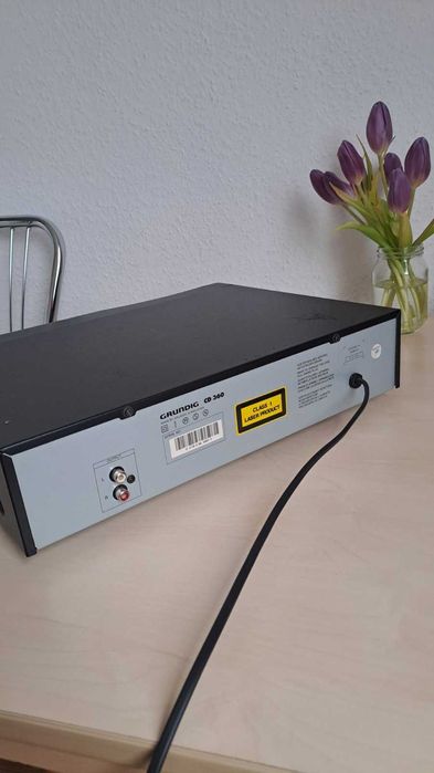 Grundig 360 програвач