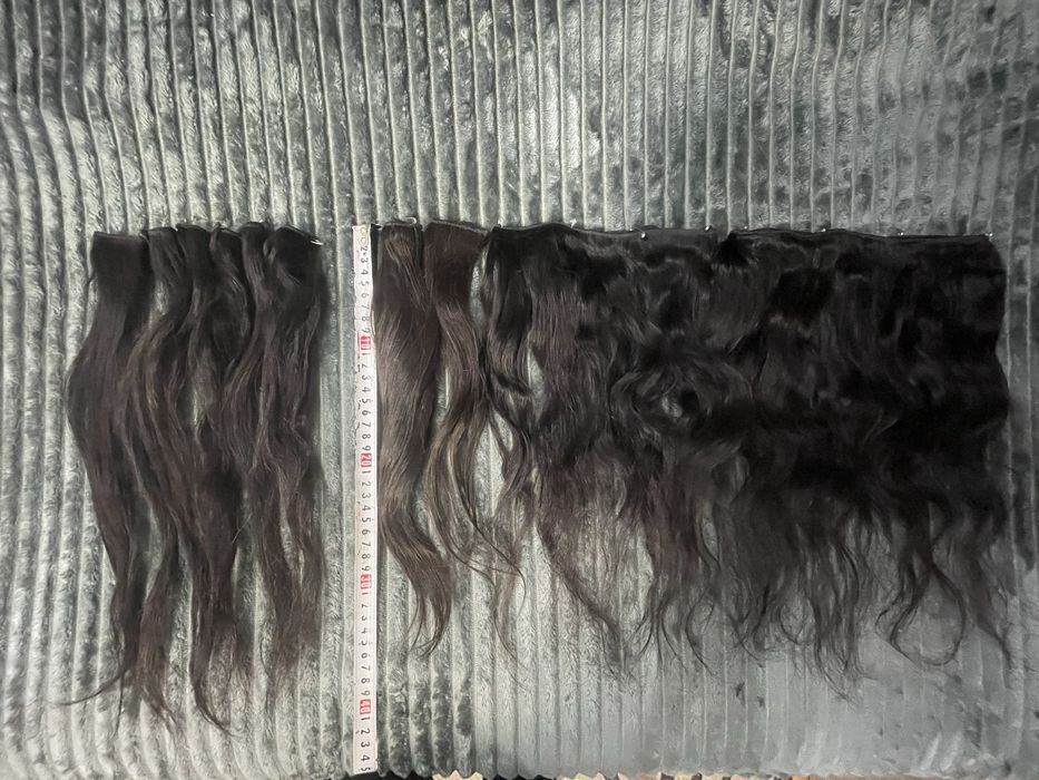 Волосся натуральне треси