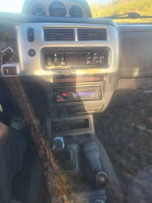 Mitsubishi l200 strakar 4x4