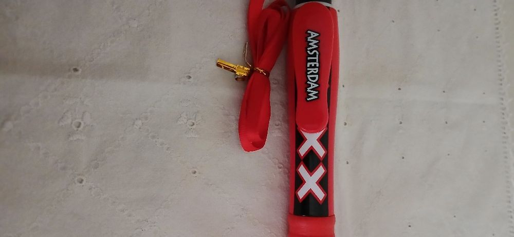 Esferográfica Lembrança de Amesterdam, nova