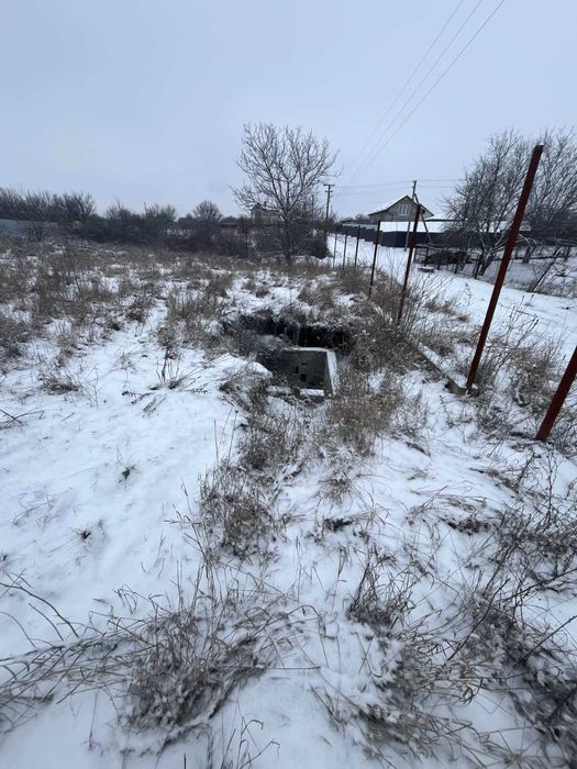 Продам земельну ділянку під забудову на селищі Новому