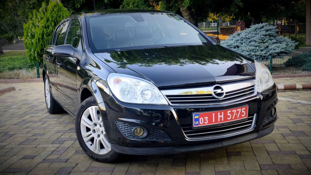 Opel Astra 2009р шкіра 1,6 бензин Без підкрасів Розмитнена Ідельний стан!