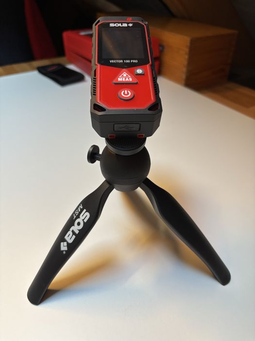 Profesjonalny Dalmierz Laserowy SOLA VECTOR 100 PRO SET – Kamera, BT, IP65