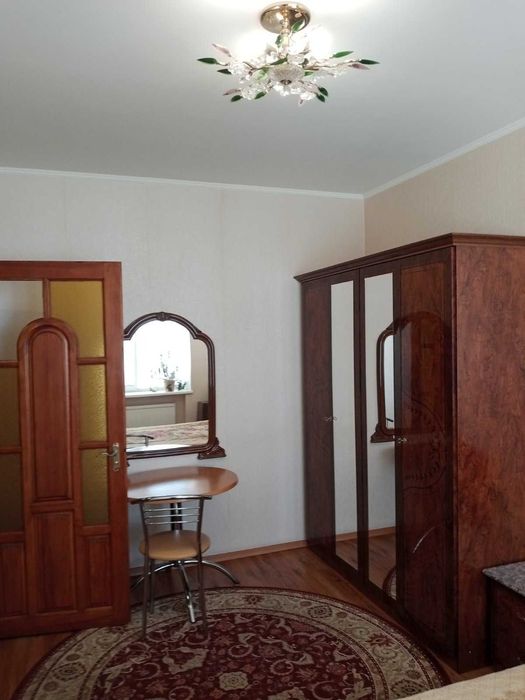 Здаються кімнати в 3-х кімн. кварт. 4000+. Р-н Урожай, мед університет