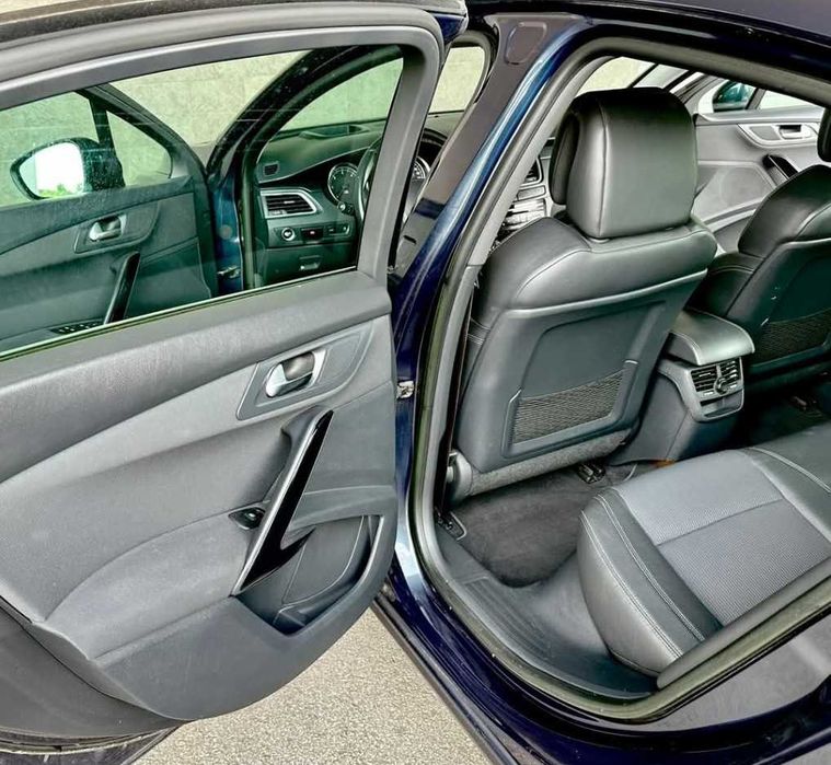 Peugeot 508 2.0 HDi 163cv | Nacional | Livro de Revisões