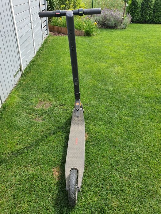 Hulajnoga elektryczna ninebot e25e