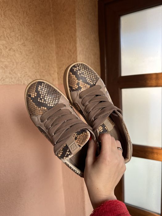 Кеди жіночі