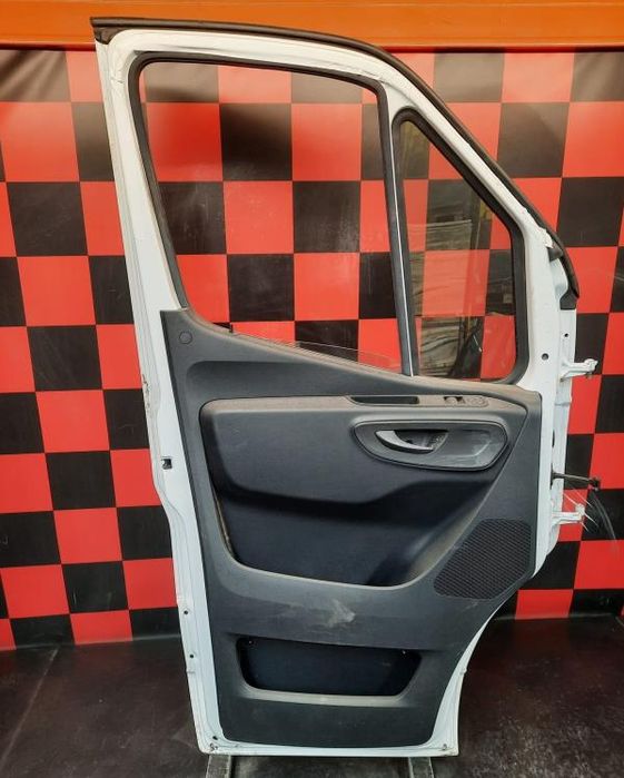 Porta frente esquerda MERCEDES-BENZ Sprinter 3,5-t (907, 910)