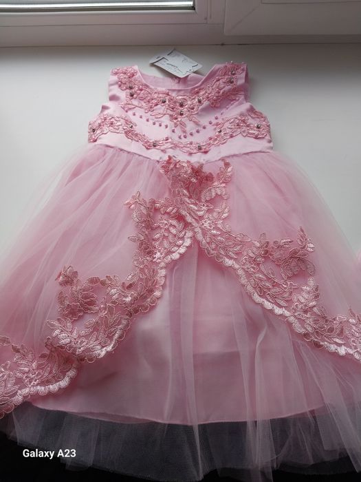Дитяча святкова сукня