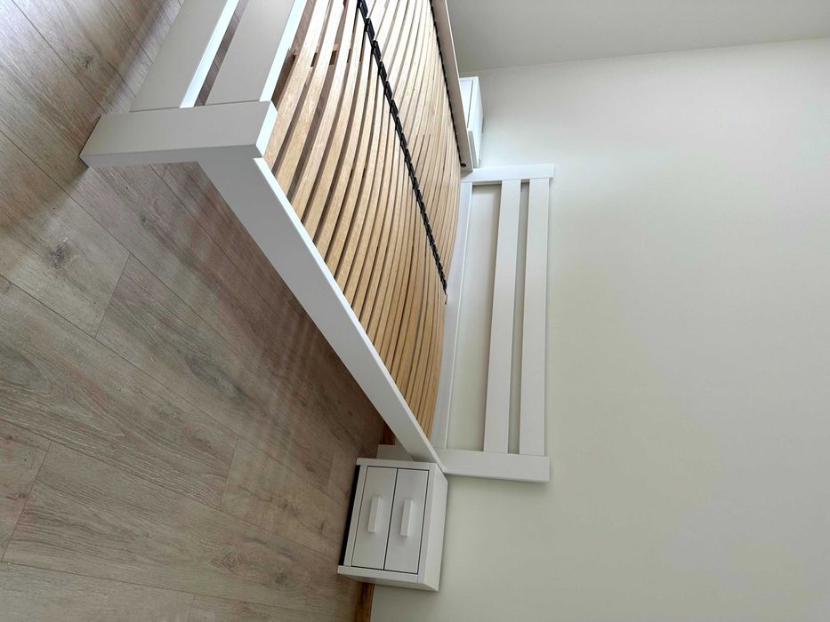 Двоспальне ліжко в спальню Кровать з натурального дерева