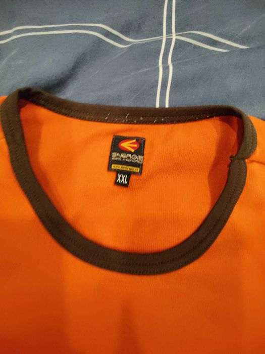 T-shirt Energie tam. XL em muito bom estado