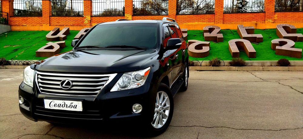 Аренда прокат авто ЛЕКСУС ЛХ 570