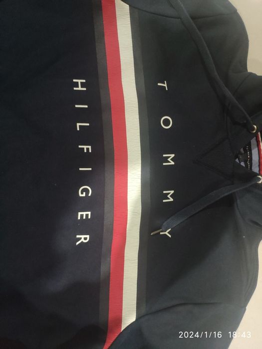 Bluza z kapturem Tommy Hilfiger. Rozmiar L.