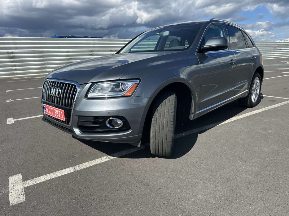 Audi Q5 2016 р 2.0 бензин