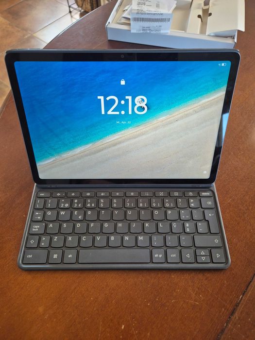 Tablet Lenovo Idea Tab COM teclado e caneta, novo
