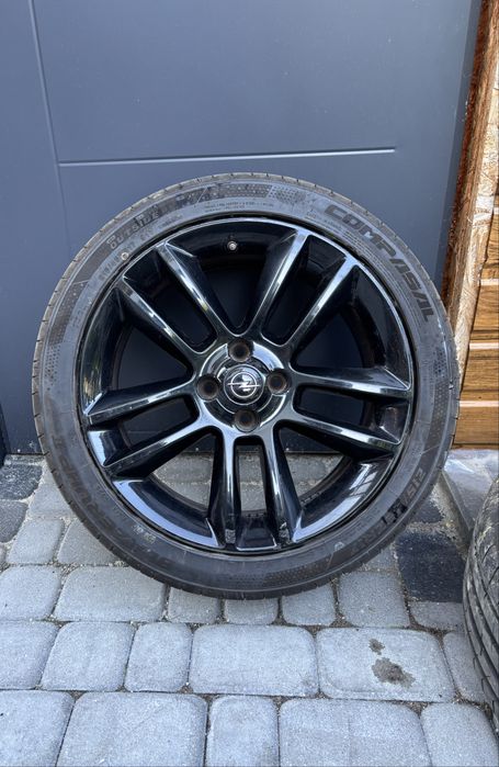 Alufelgi z Oponami 215/45ZR17