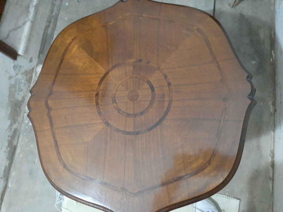 mesinha de apoio estilo D.Maria