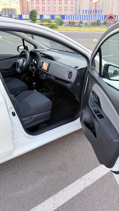 Продам Toyota Yaris