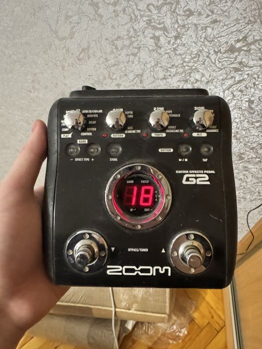 Гітарний процесор Zoom G2