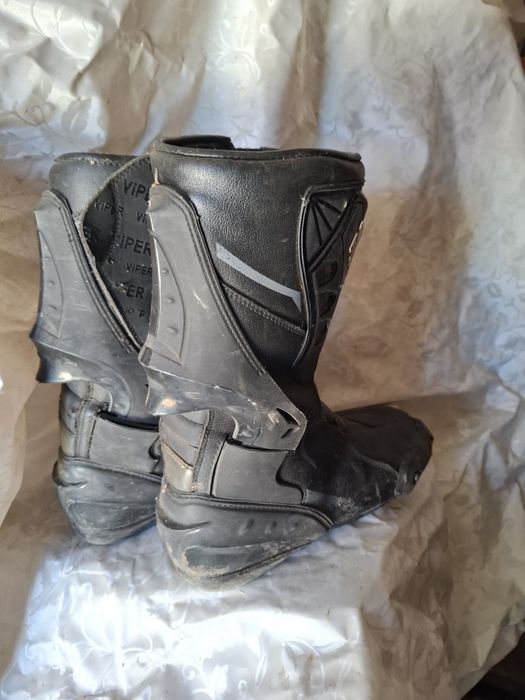 Sprzedam buty motocyklowe